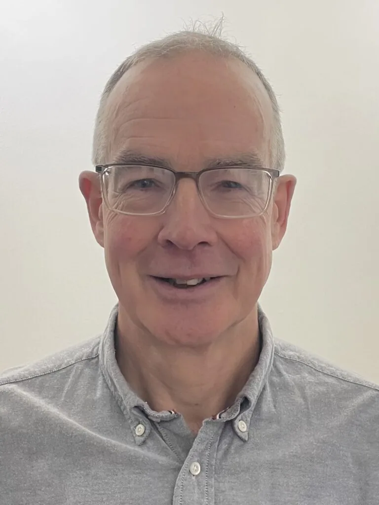 Glyn Jones, Regulator, journalist, broadcaster and radio producer